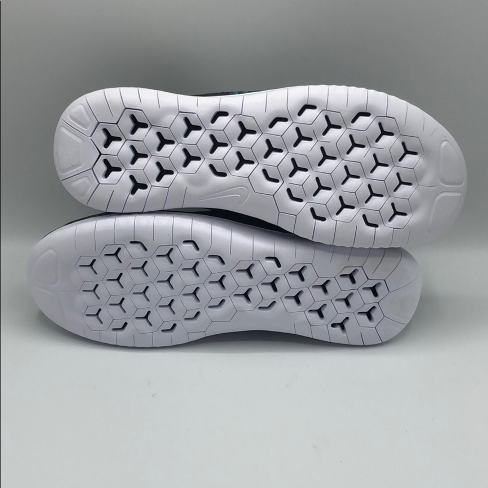 Nike Free RN 2018 Floral Graphic Running Shoes - Picture 6 of 8